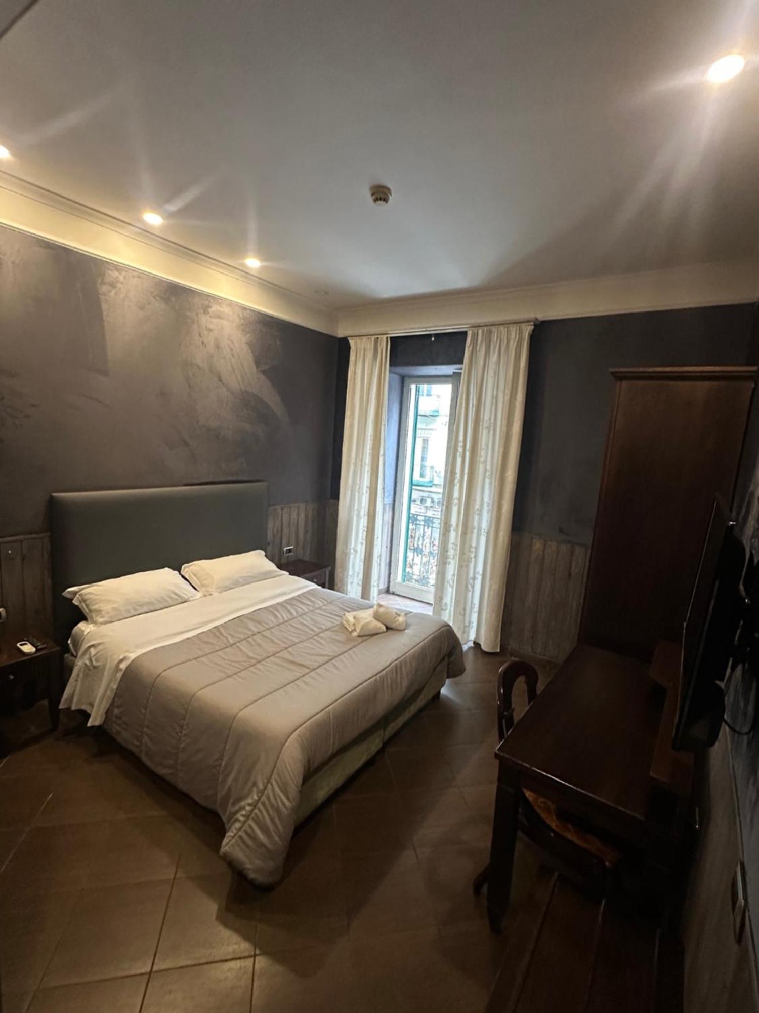 Smart Station Hotel Napoli Eksteriør bilde