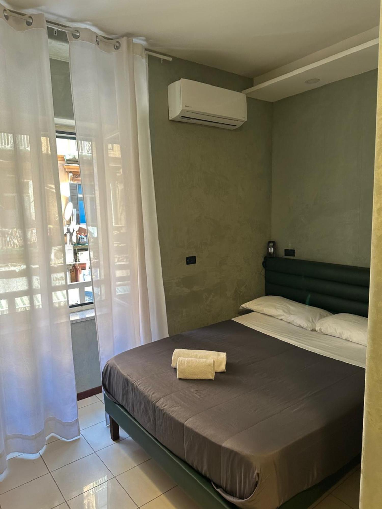 Smart Station Hotel Napoli Eksteriør bilde